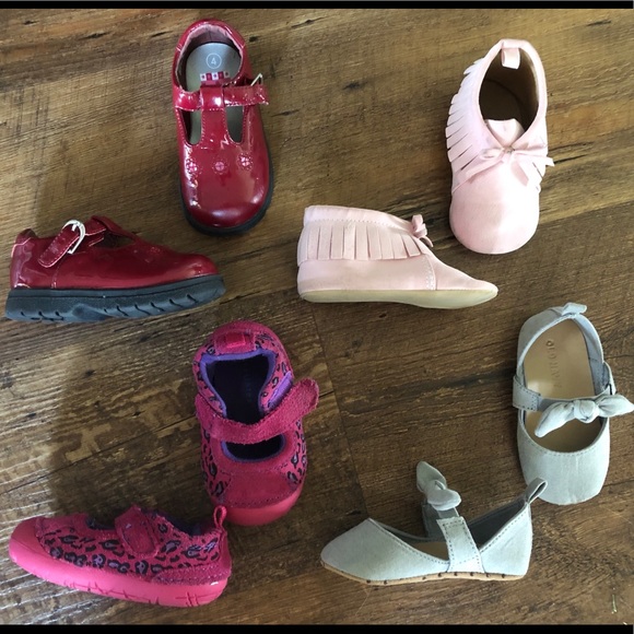 Baby girl shoe lot - Picture 4 of 4